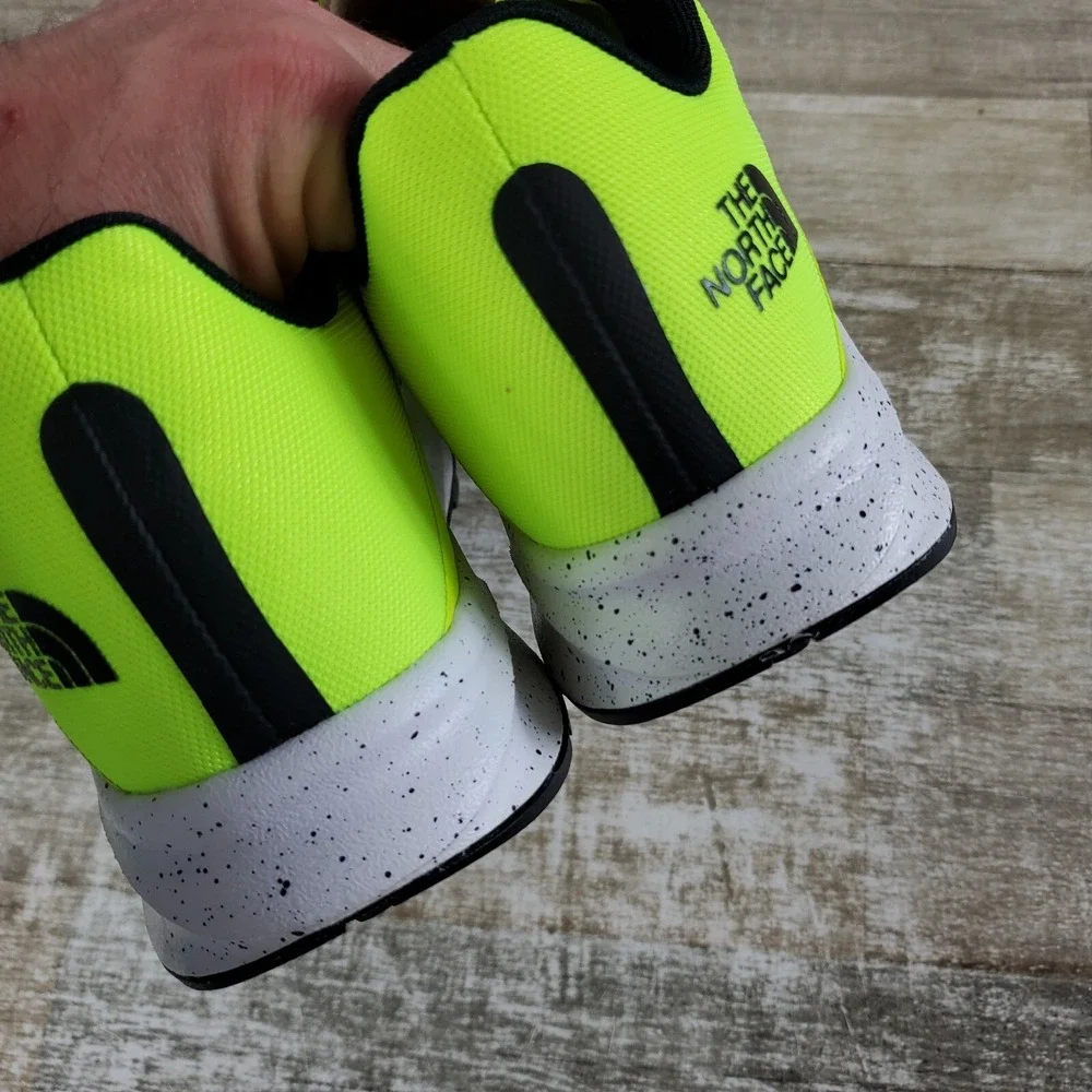 The North Face Vectiv‎ Eminus Mens Shoes Sz 11.5 Running Led Yellow Sneakers